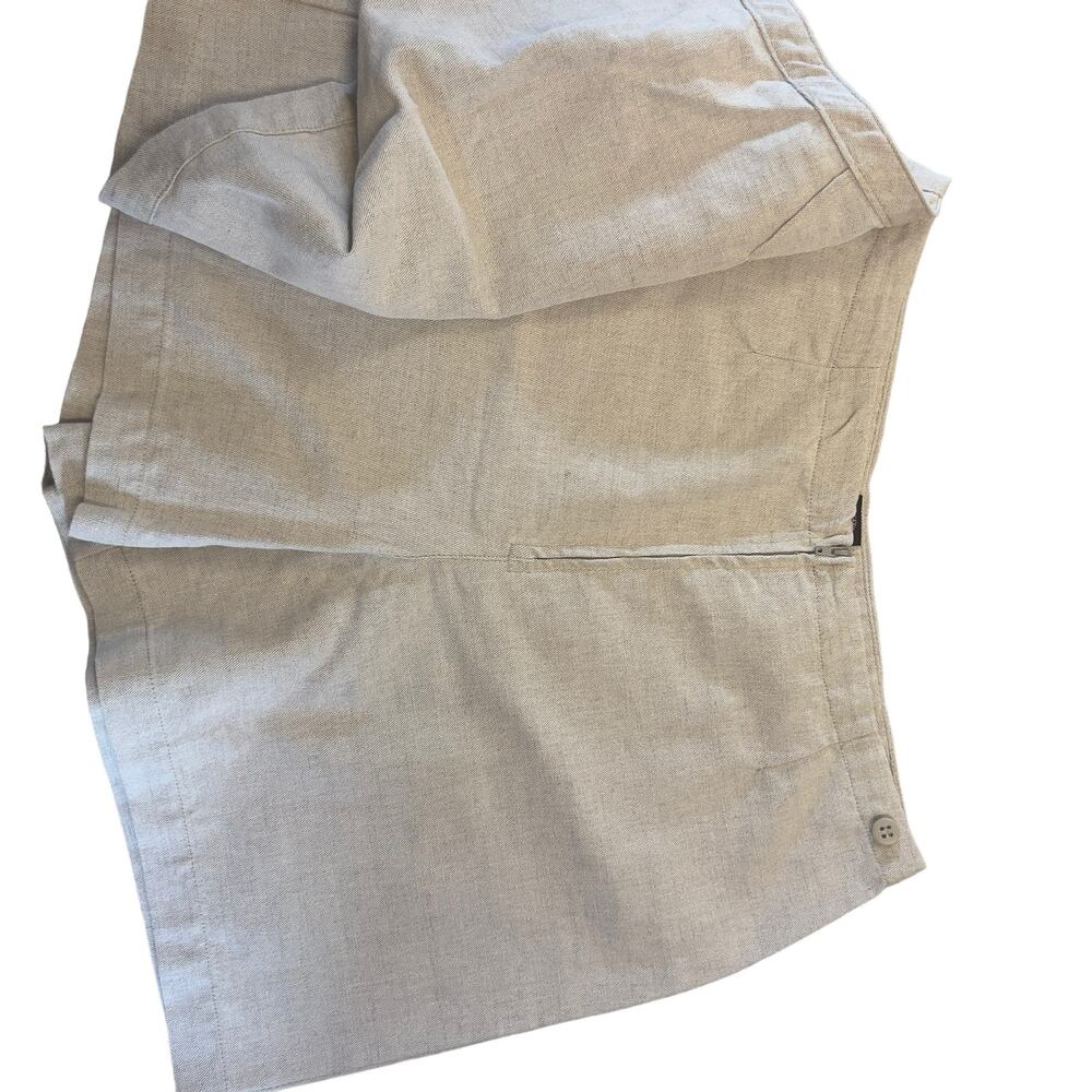Dockers size 12 khaki skort, athleisure, golf, tennis, walking, sport #2396 - Picture 3 of 7